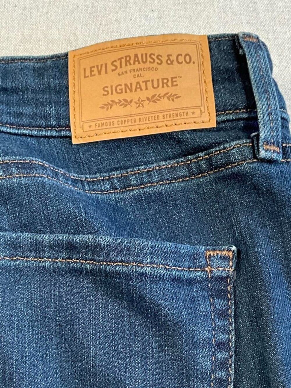 Womens Levi Strauss Signature Dark Wash Western Rodeo Bootcut Jeans(16M W33 L32 - Picture 8 of 10